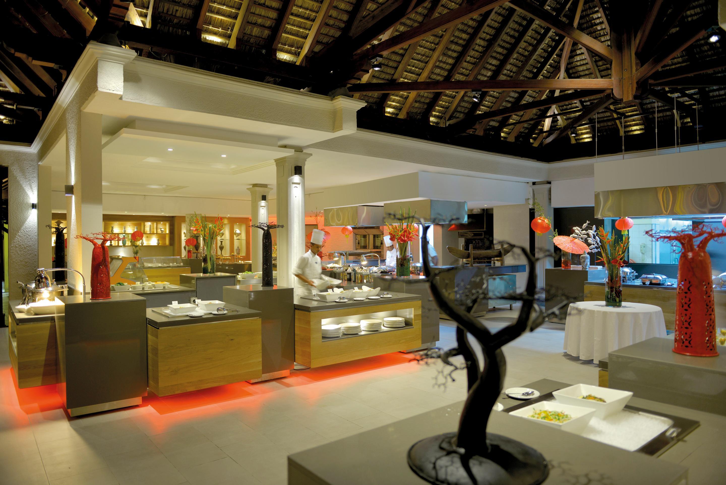 ปาราดิส บีชคอมเบอร์ กอล์ฟ รีสอร์ต แอนด์ สปา Hotel เลอ โมน ภายนอก รูปภาพ