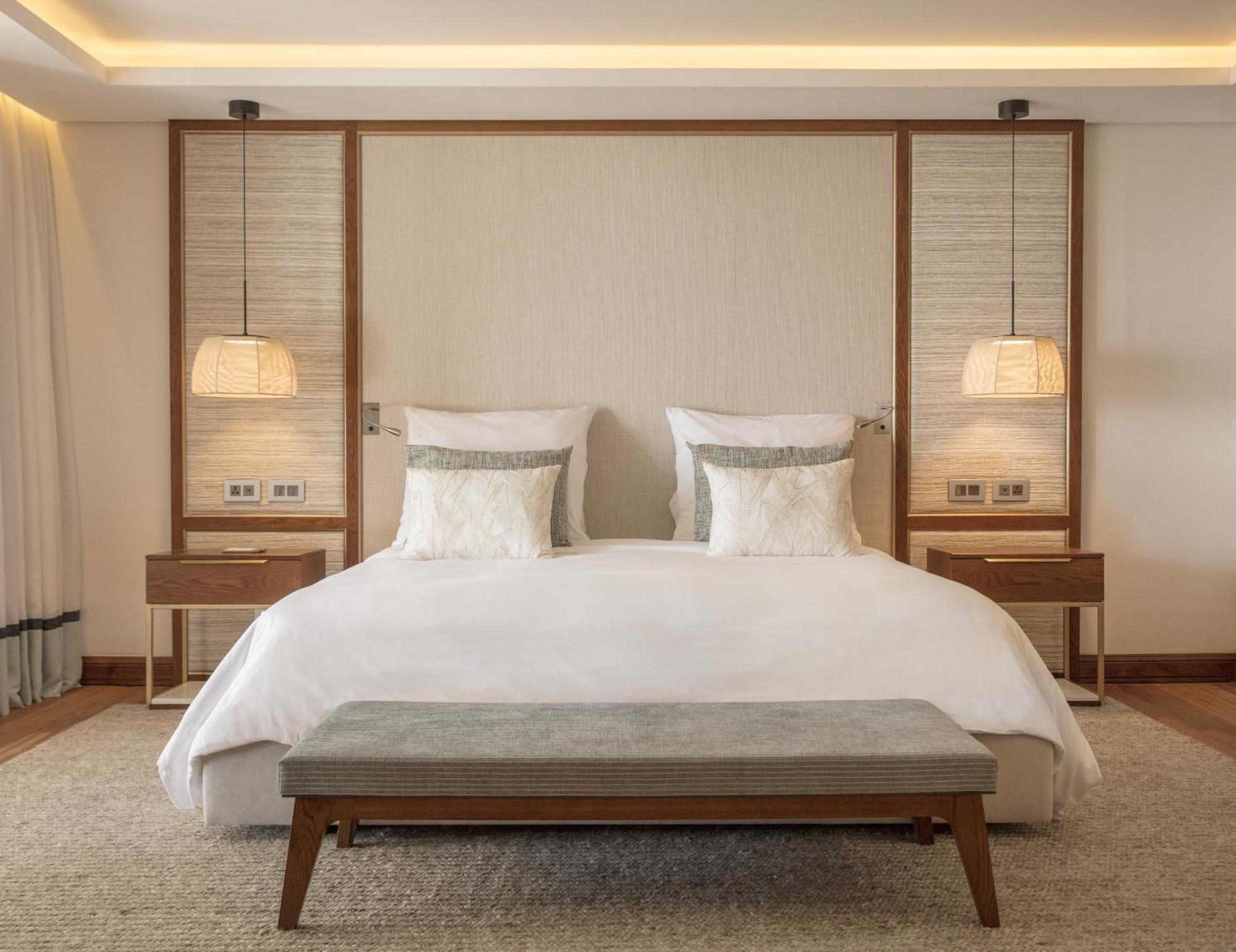 ปาราดิส บีชคอมเบอร์ กอล์ฟ รีสอร์ต แอนด์ สปา Hotel เลอ โมน ภายนอก รูปภาพ